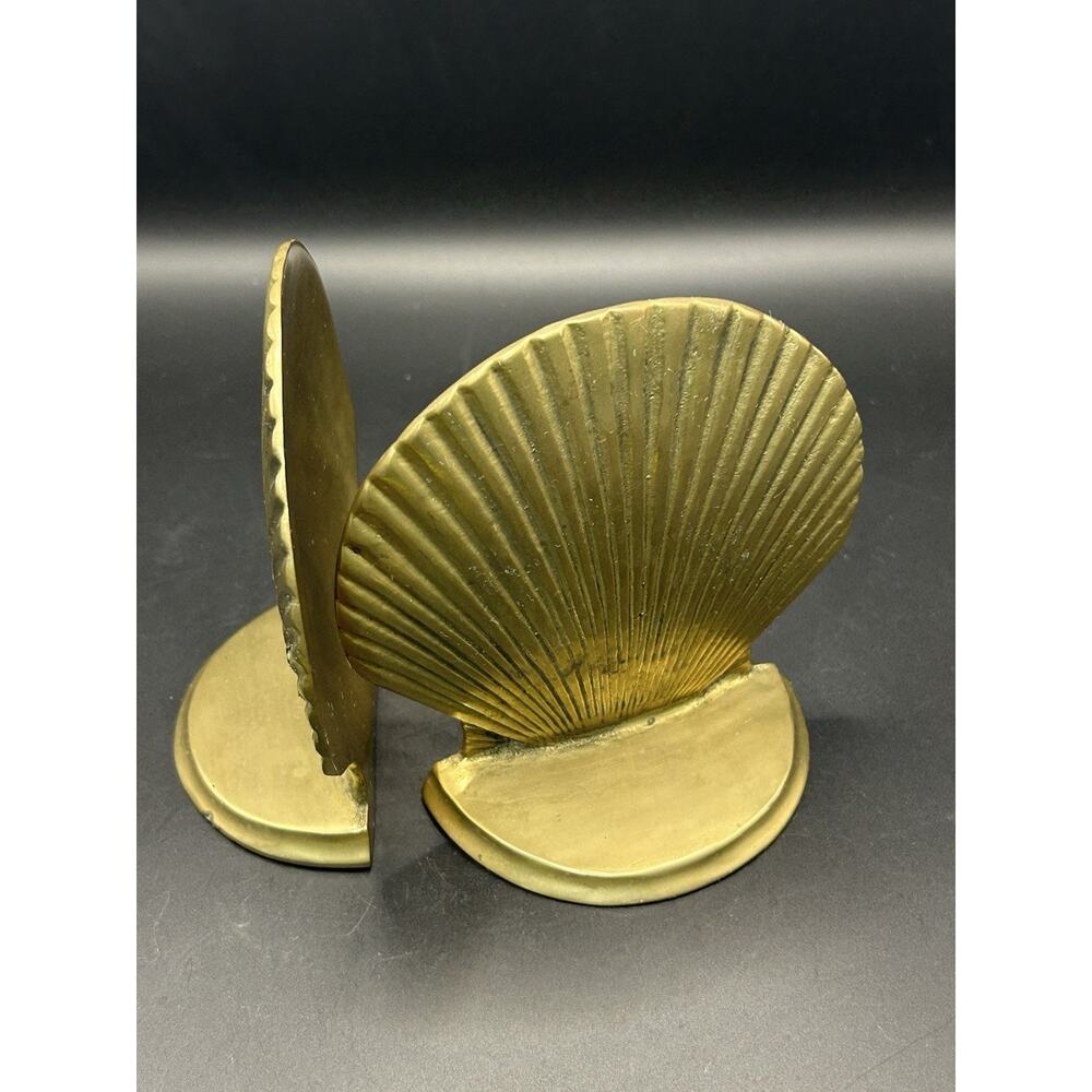 Vintage Pair of Brass Seashell Bookends MCM Nautical Coastal Hollywood Regency